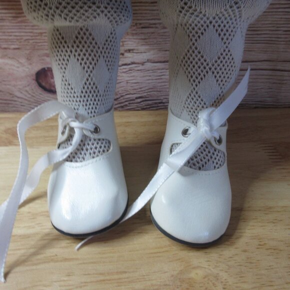 Multi Ethnic Nationality Doll Dress Set - Fits 20 to 22 In Dolls - Picture 3 of 11